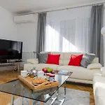 Gilda Lux Apartman Split