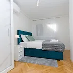 Gilda Lux Apartman Split