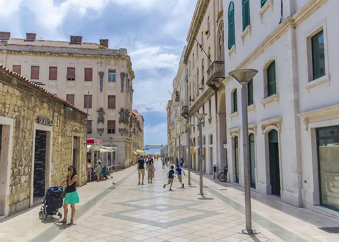 Gilda Lux 스플리트